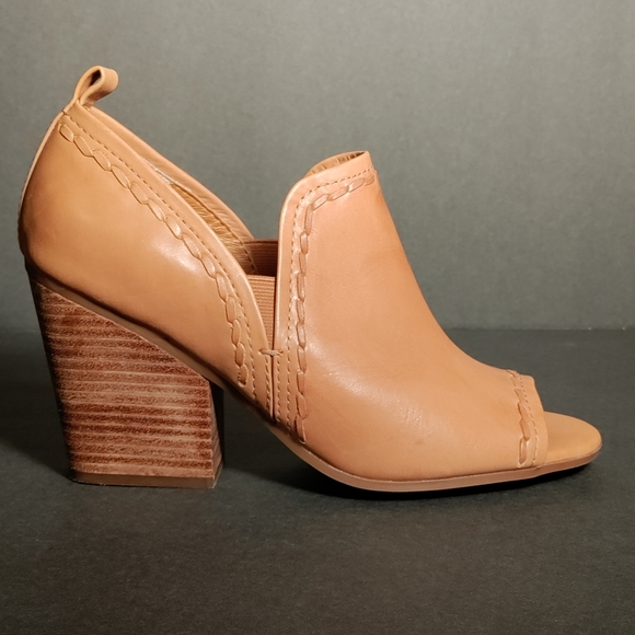 LUCCA LANE BOOTS⭐ - Picture 2 of 13